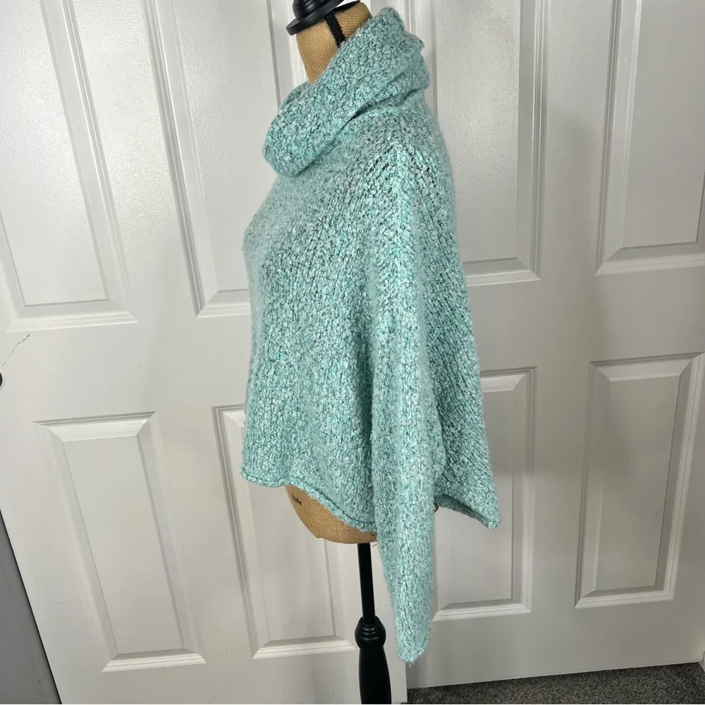Sz XS Free People Soft Blue Cowl Neck Aqua Star Sweater $98 MSRP